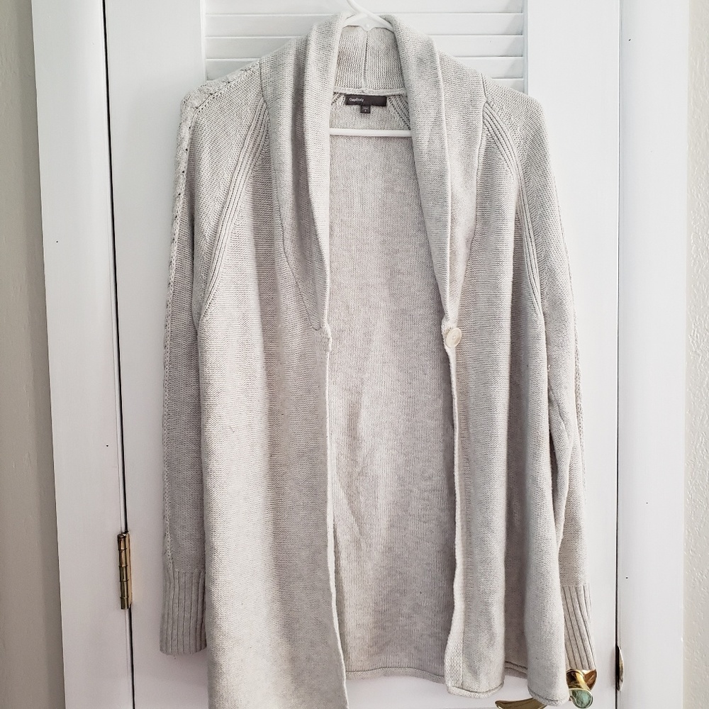 Gap cardigan